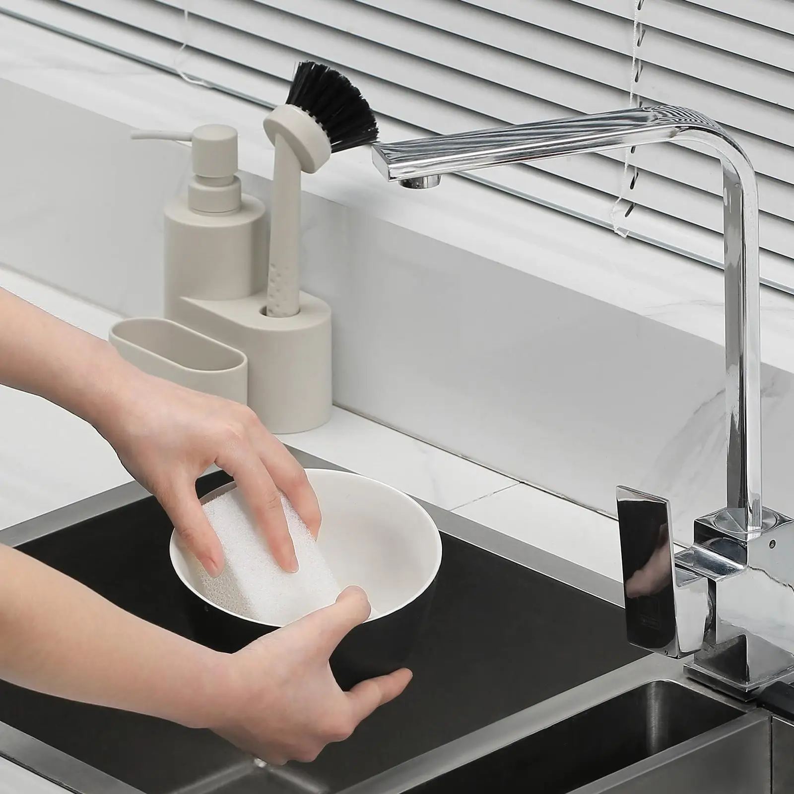 Liquid Hand Soap Dispenser Multifunctional Modern Pump Bottle Soap Dispenser with Brush and Sponge for Home Bathroom Bar Kitchen