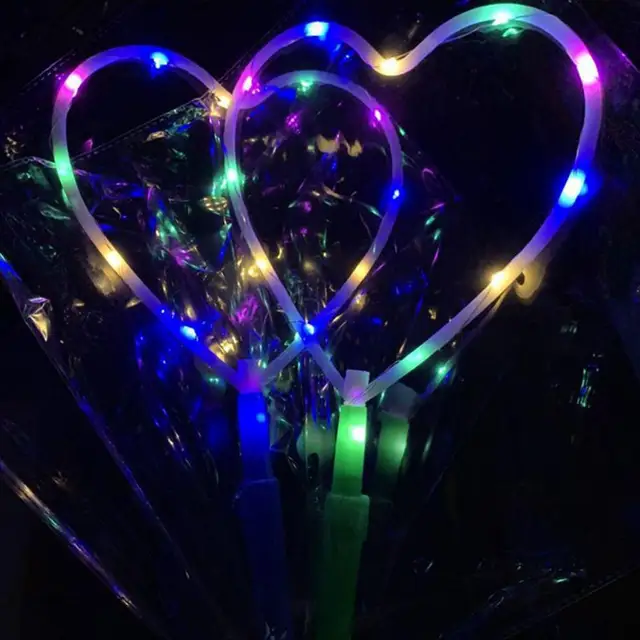 Herz Form Blinkt Leuchtstäbe LED Blinklicht-Up-Stick Konzert Prop