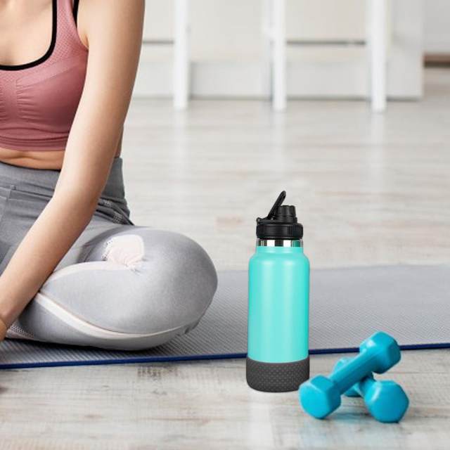 INSTOCK ALL SIZE Hydro Flask Flex Boot(Silicon Base Protector), Furniture &  Home Living, Kitchenware & Tableware, Water Bottles & Tumblers on Carousell