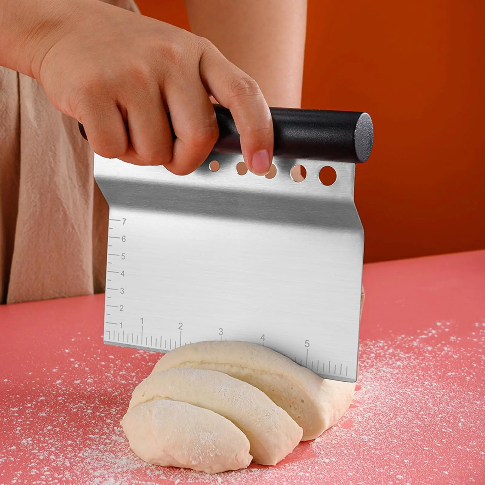 Stainless Steel Dough Scraper with Scale Pastry Bread Separator Pizza Cutter Scale Knife Dough Cutter for Cake Shop Baking Bread