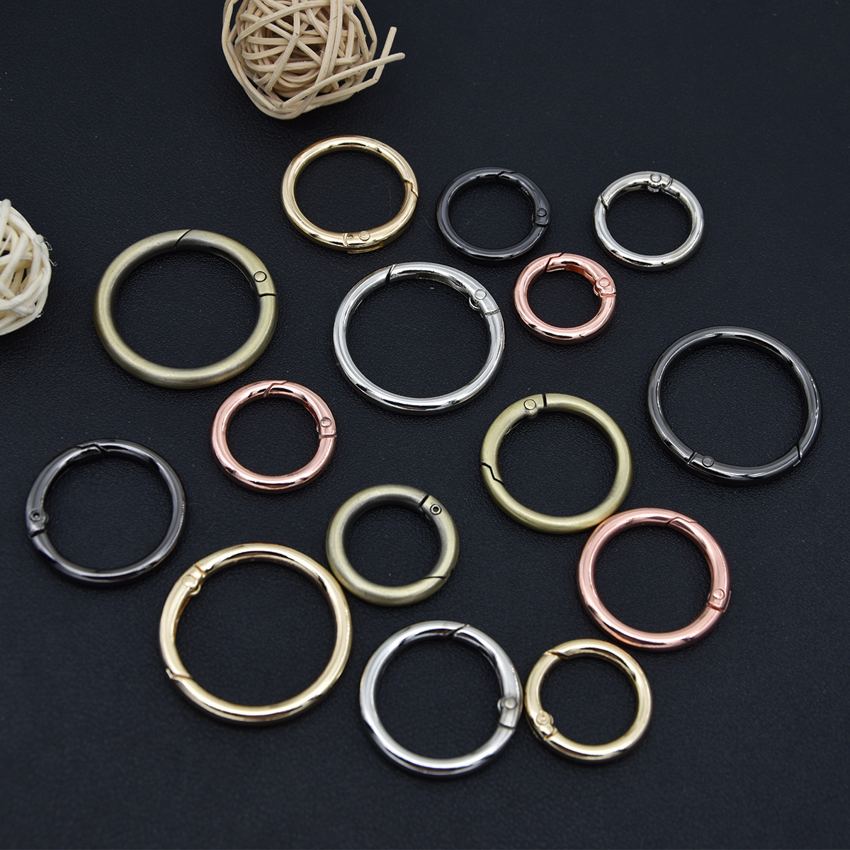 5 Stück Metall-O-Ring-Federverschlüsse für DIY-Schmuck, zu öffnende runde Karabiner-Schlüsselanhänger-Taschenklammern – Detail 3