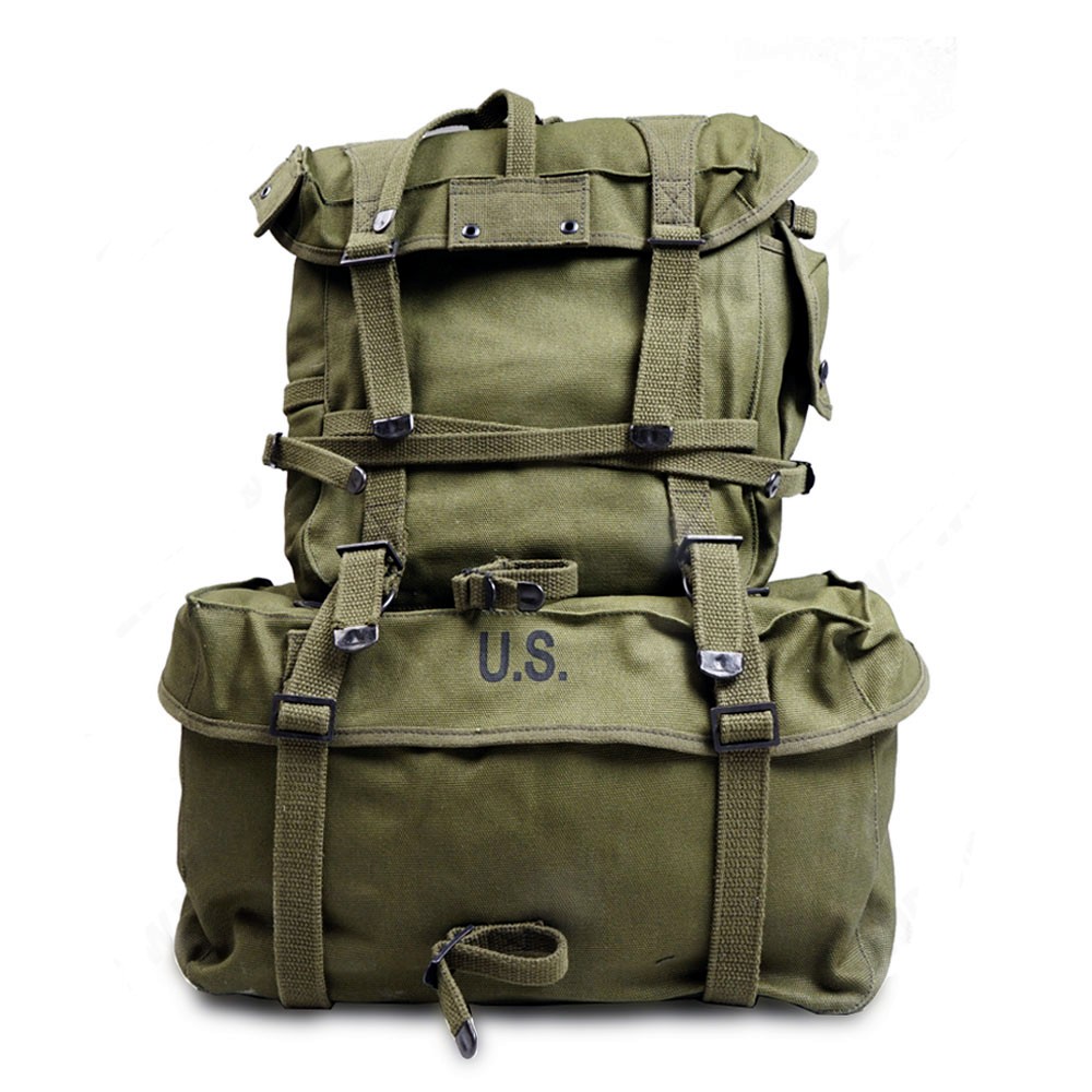 Sac à dos militaire M1945 vintage en canvas vert armée - vue d'ensemble