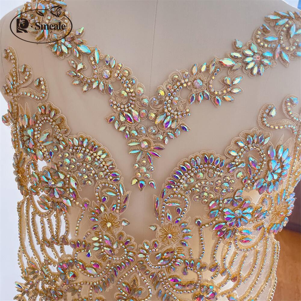 Handgenähter AB-Glasbohrkragen in Hautfarbe. Funkelnder Strasskragen mit Blumen, Schal, Schultern, Hochzeitskleid, DIY-Patch RS4852 – Detail 6