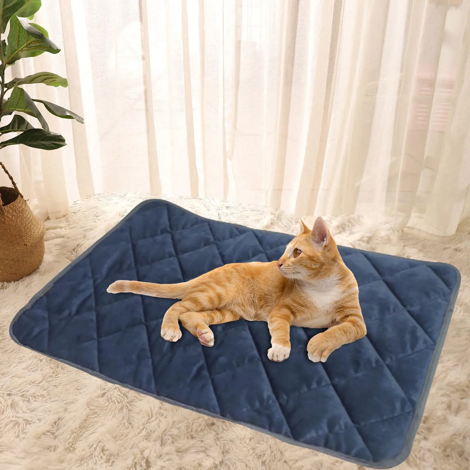 Self Heating Pets Pad Cats Dogs Soft Indoor Non Slip Bottom Self Warming Mat