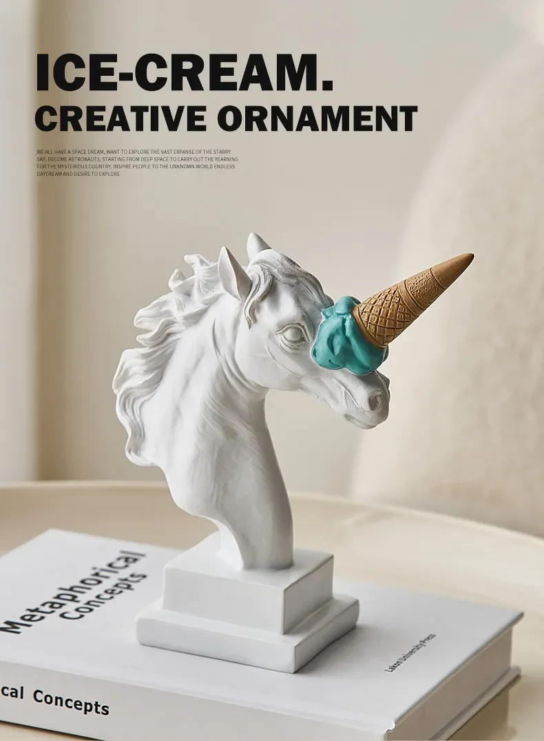Nordic Style Home Decoration Living Room TV Cabinet Study Ceramic Decoration Ice Cream Hit Horse Head Resin Sculpture Crafts