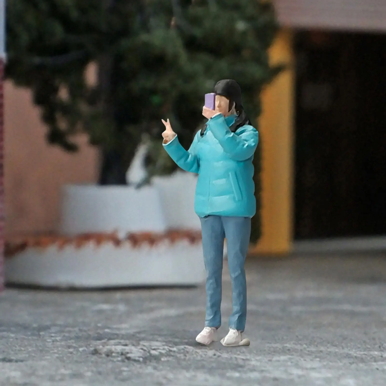 1/64 People Figures Miniature People Figurines Down Jacket Girl Hand Painted DIY Crafts for Miniature Scene Diorama Decor