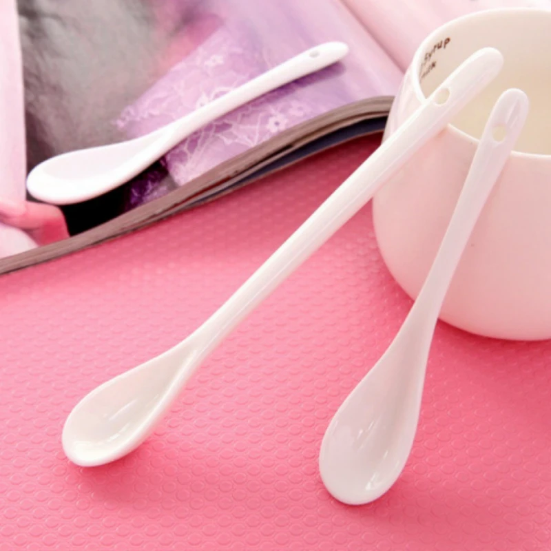Monbedos 5Pcs Spoon Kitchen Creative White Ceramic Spoon Coffee Spoon Sugar Spoon Ice Cream Spoon Condiment Spoon Tool Gift 