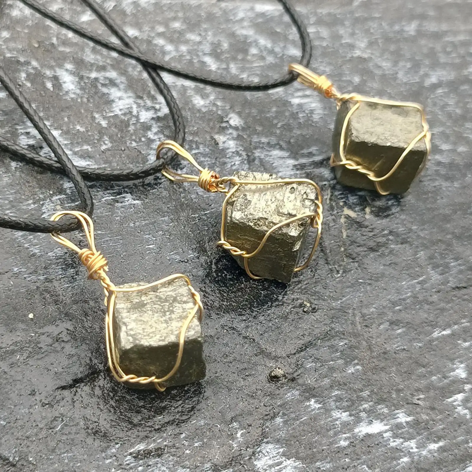 Unique Natural Pyrite stone Necklace Choker Pendant Decorative Stone Ore stone Teaching Specimen Decor Ornaments