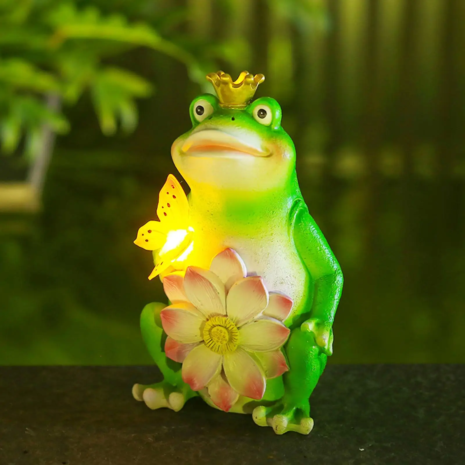 Adorable Solar LED Lights Solar Powered Light LED Frog Statue for Fence Walkway Decor