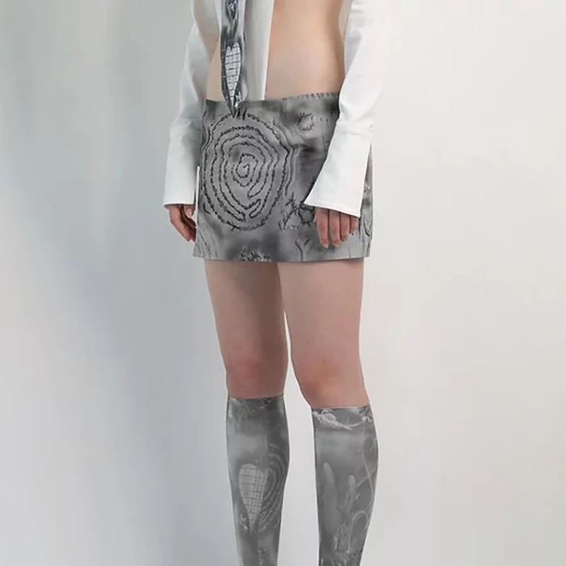 graphic mini skirt