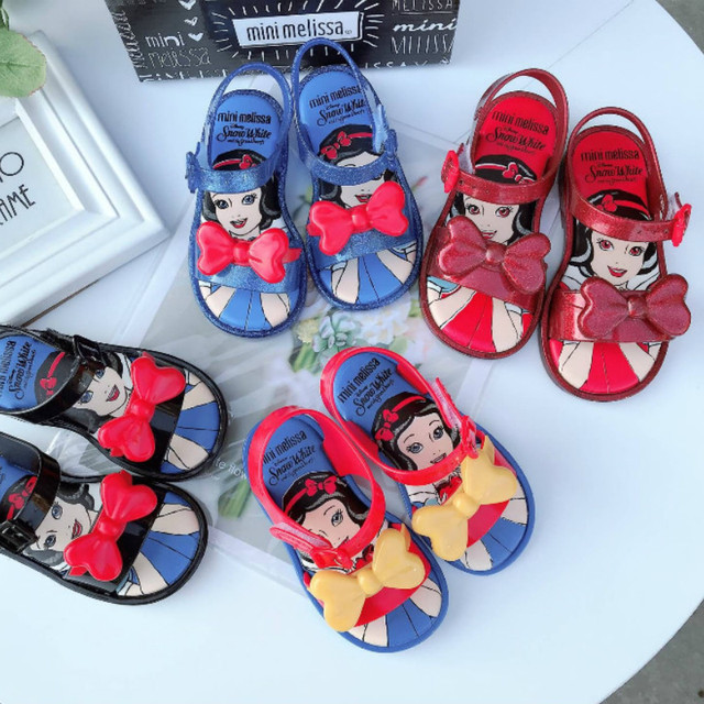 Mini melissa snow white on sale sandal