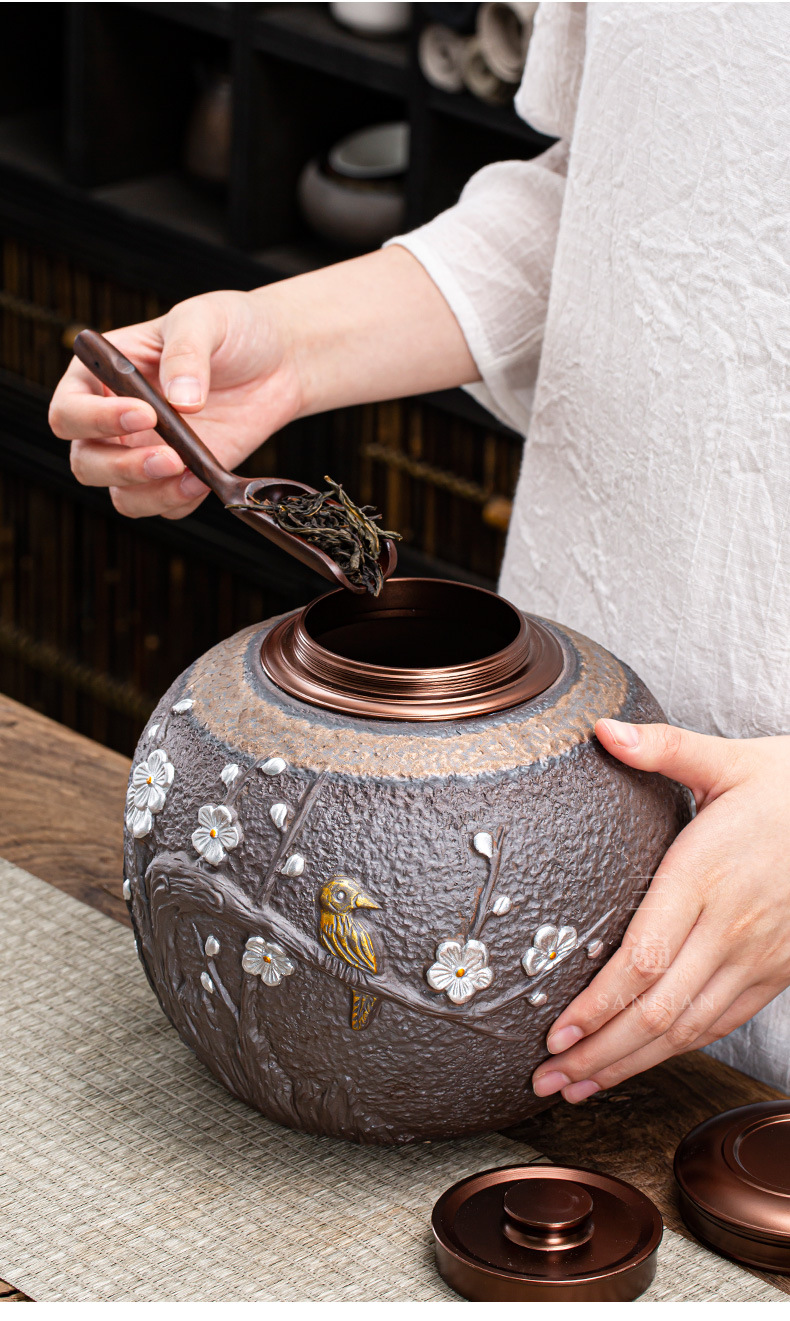 Stoneware tea tins_11.jpg