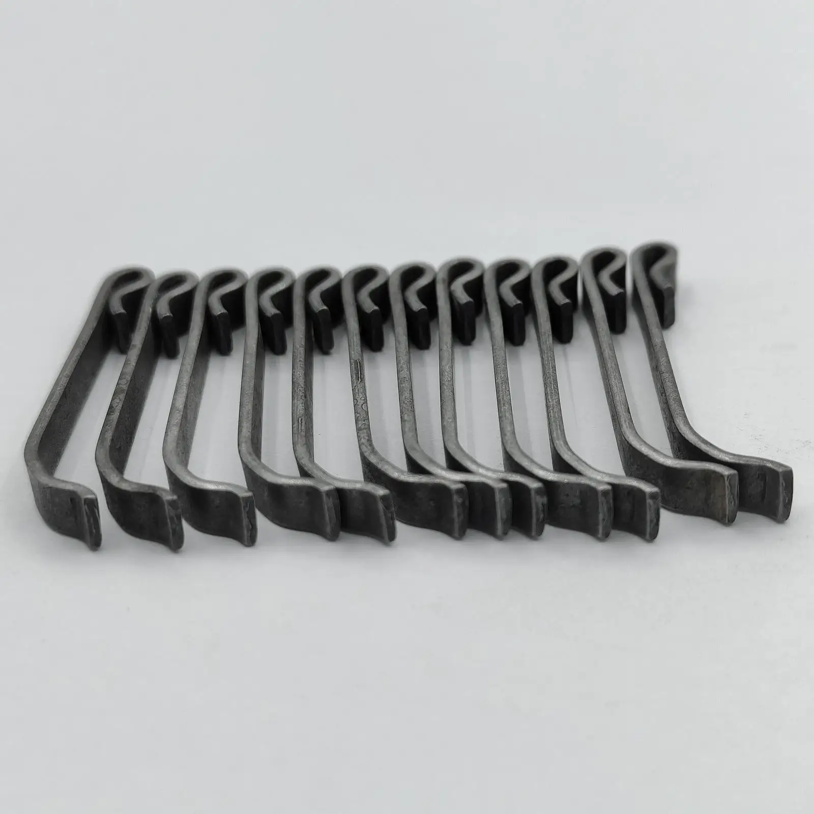12 Pieces Tool Box  Clips 1 5/8