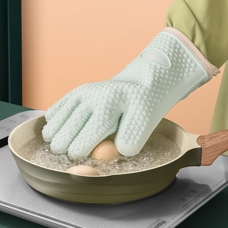 Description Picture 4 of itemSilicone Gloves, Anti - scald, Anti - slip, Kitchen, Microwave Oven Baking, BBQ Oven Pot Holder, Cooking