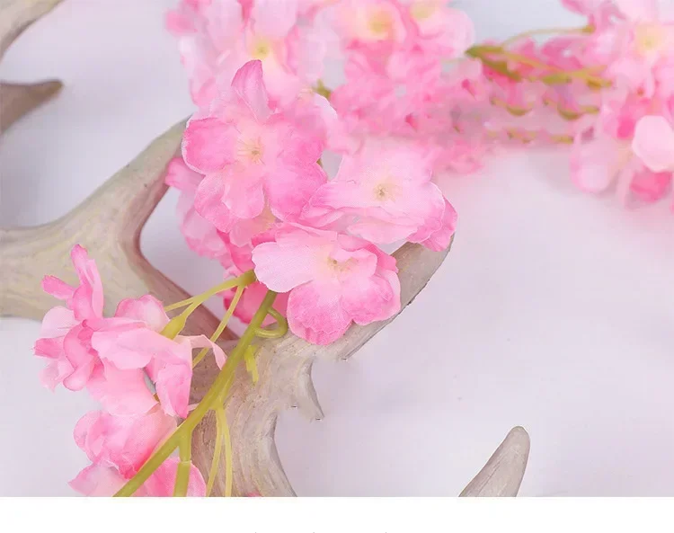 135 Blütenköpfe, 1 Stück, künstliche Kirschblüte aus Seide, Rosenrebe, Wandbehang, Blumendekoration, Rattan, gefälschte Pflanzenblatt-Girlande, Rom – Detail 3
