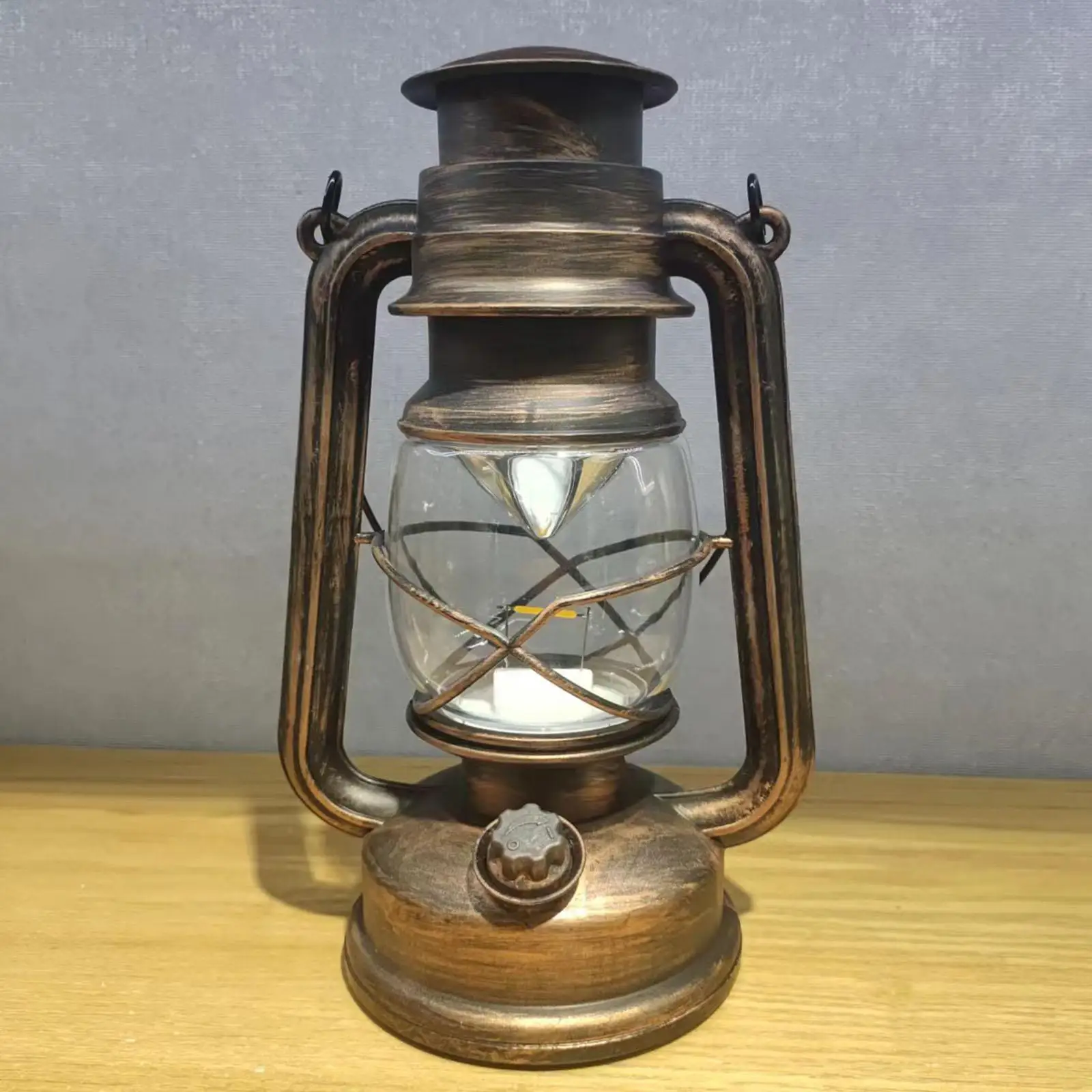 Antique Oil Lantern Lamp Outdoor Camping Light Retro Style Oil Lamp for Picnic Patio Emergency Farmhouse Decoration