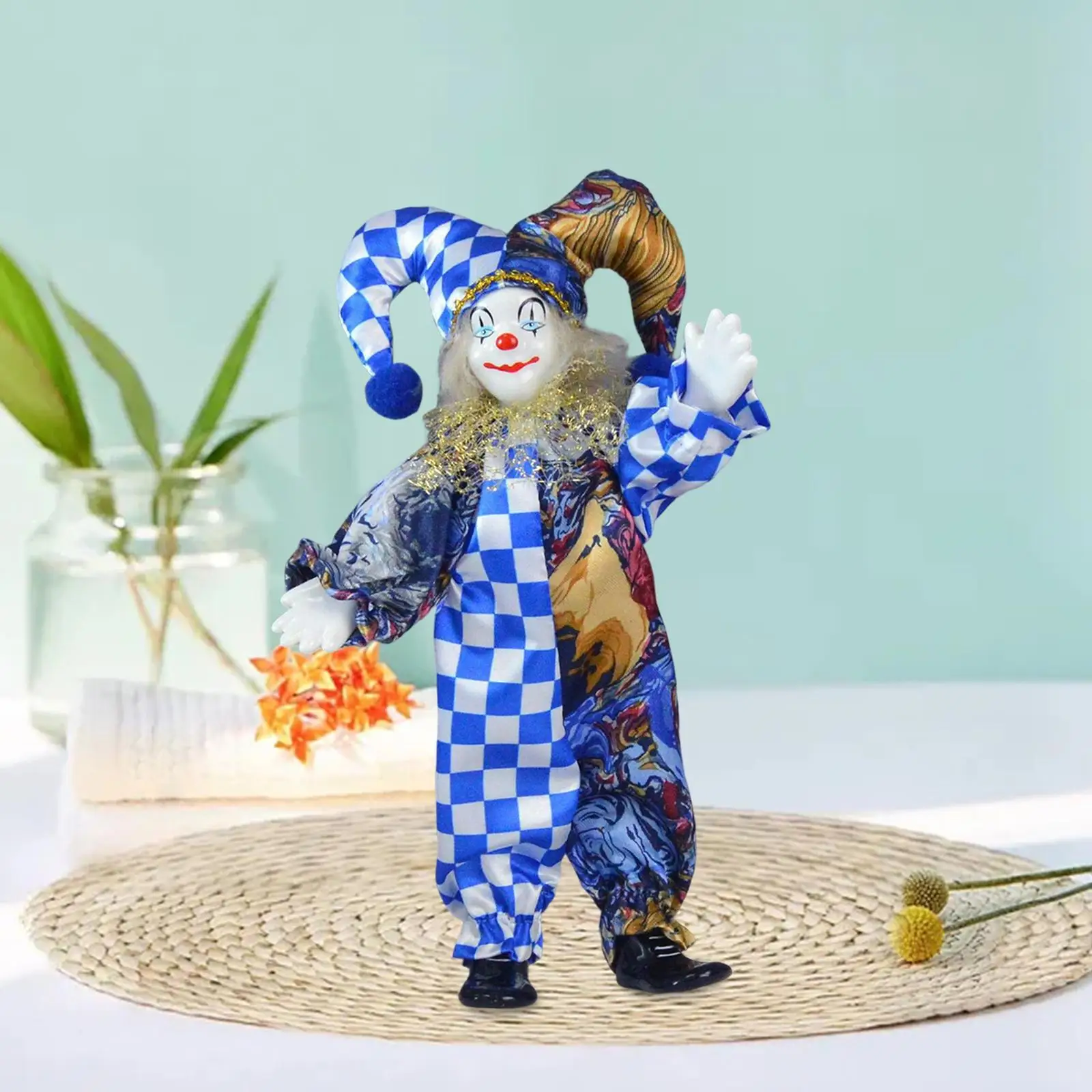 Clown Doll, 24cm in Height, Porcelain Clown Model Delicate Home Decoration Free Standing for Game Prop Valentin Gift