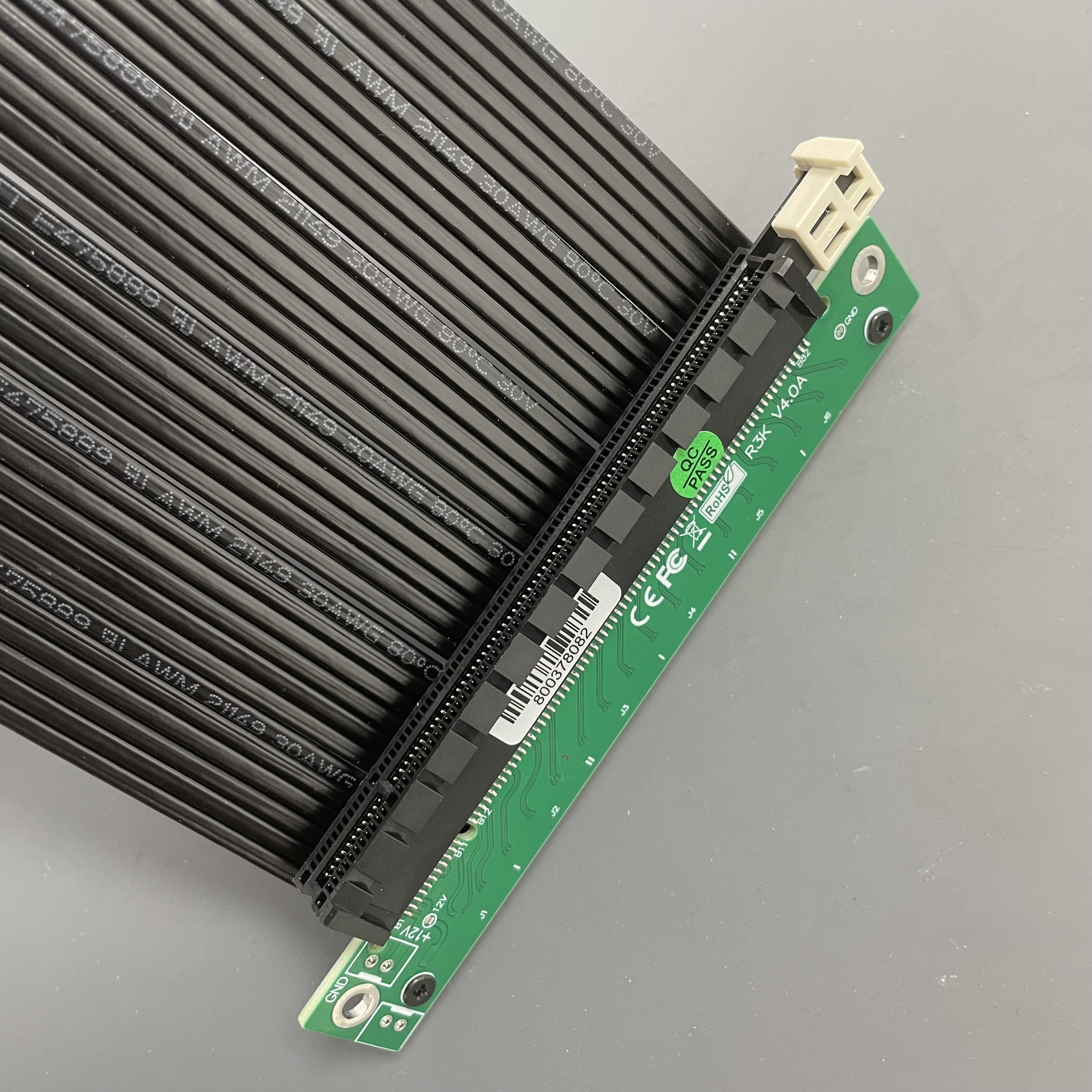 2023 adt novo reverso pcie 4.0 16x