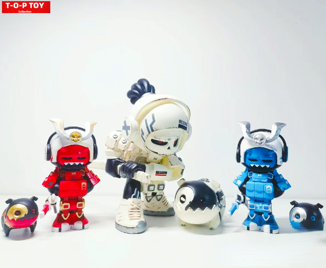 ミニキッドカタナ　鎧　サムライ　ガスマスク　ホラー　カタナ　アートトイ キッドカタナ 鎧 サムライ ガスマスク ホラー カタナ アートトイ