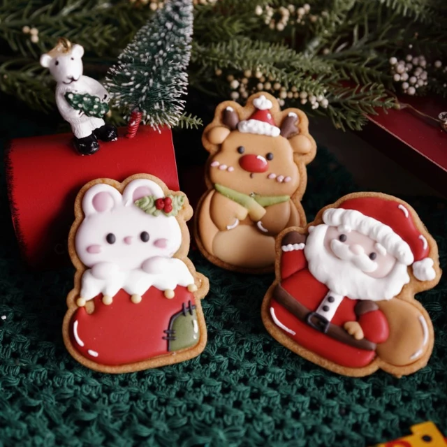 2024 Christmas Cookie Cutter Gingerbread Man Tree Elk Biscuit Molds DIY  Cake Decorating Tools Xmas Baking Mold Cookie Embosser - AliExpress