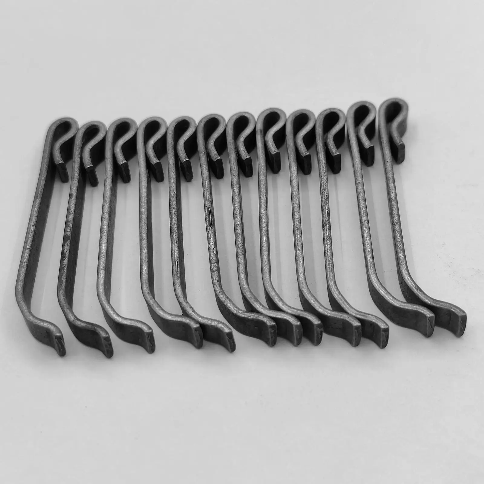 12 Pieces Tool Box  Clips 1 5/8