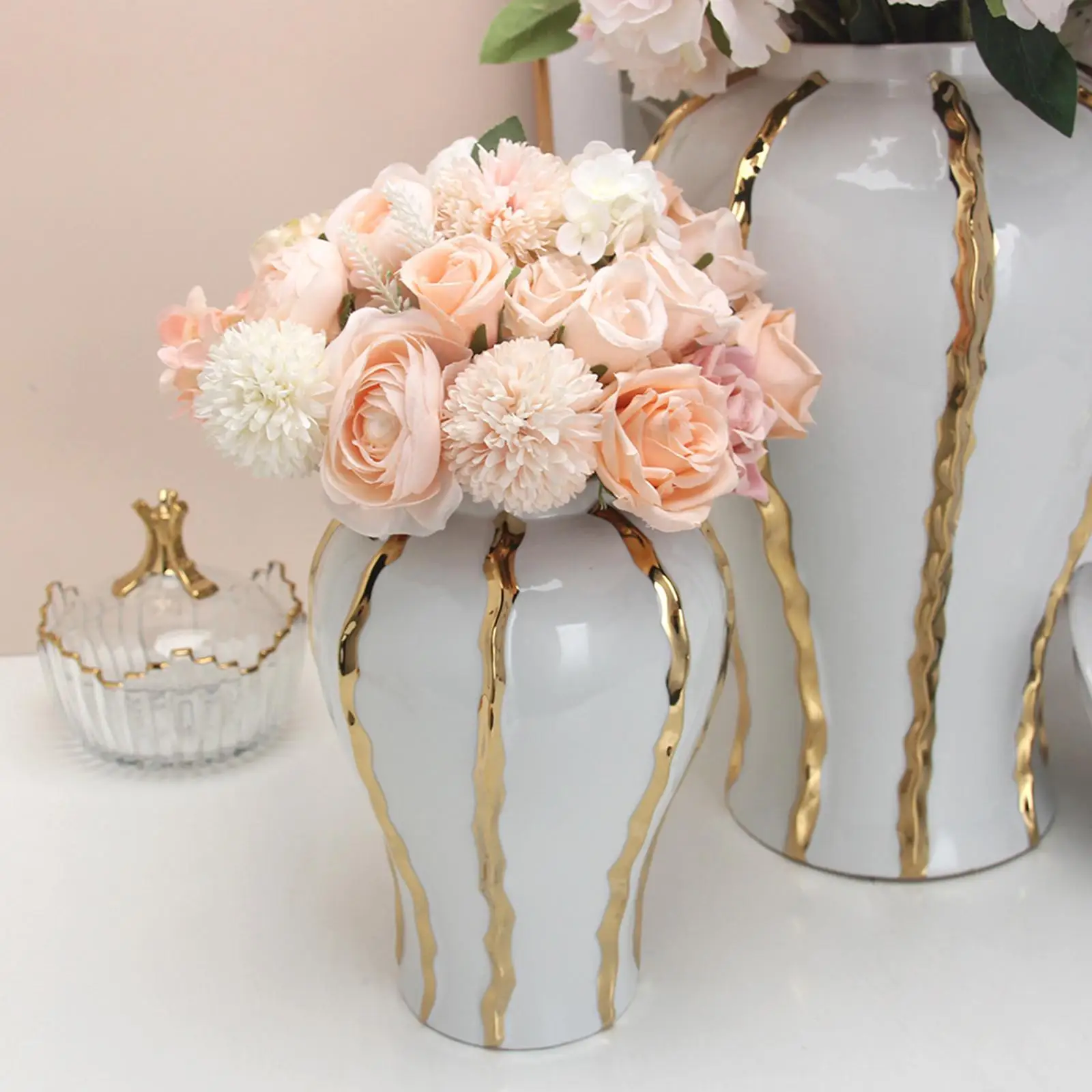 Modern Ginger Jar with Lid Decorative Universal Oriental Style Ceramic Jar Vase