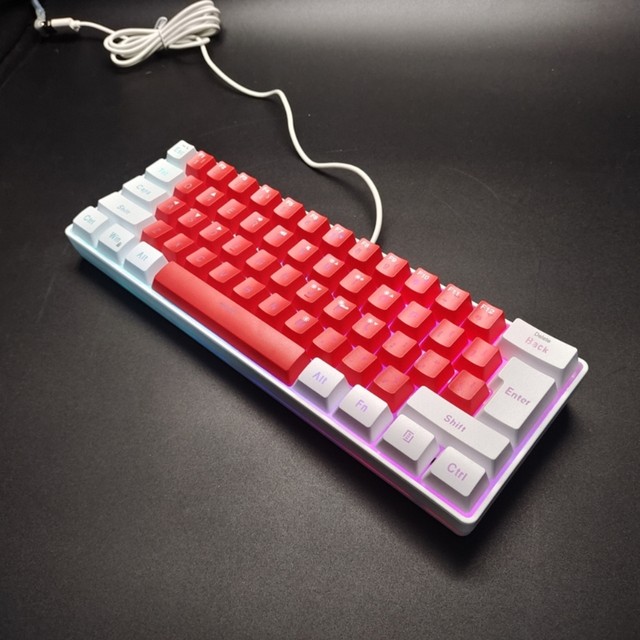 Teclado con cable para juegos V700WR, miniteclado ultracompacto  retroiluminado RGB, resistente al agua, 61 teclas, pequeño, para Gamer PC -  AliExpress