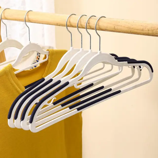 Non-slip Traceless Plastic Clothes Hangers - Thin Clothes Drying Racks For  Effortless Organization - Temu