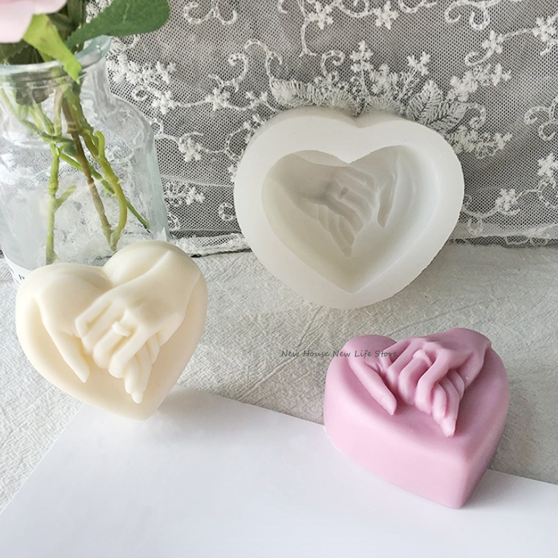 Description Picture 2 of item3D Heart-shaped Hand in Hand Handmade Silicone Soap Mold DIY Heart-shaped Candle Mold Chocolate Mold Wedding Cake Making Mold