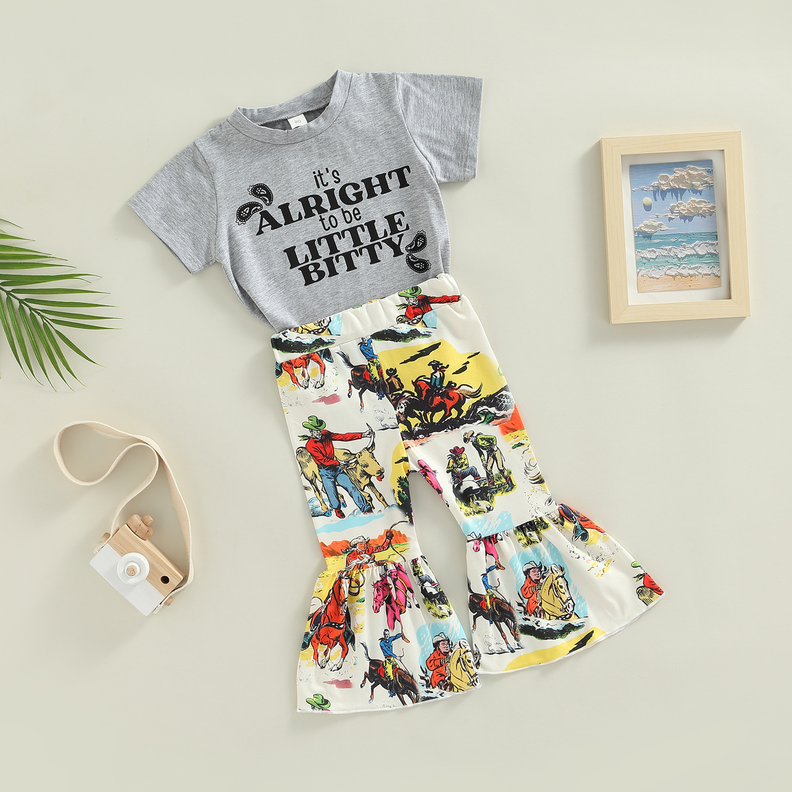 Kinder Kleinkind Baby Mädchen Casual Anzug, brief Gedruckt Kurzarm Tops + Cartoon Gedruckt Ausgestelltes Lange Hosen 2Pcs Set 1-6T – Detail 2
