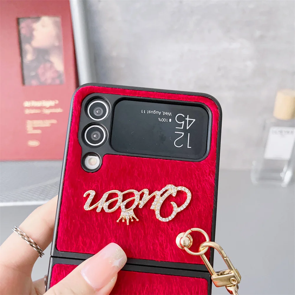 Pearl Love Plush Pendant Phone Case for Samsung Galaxy Z Flip 7 FE 5g ZFlip 6 Z Flip 7 6 5 4 3 Love Heart Plush Shockproof Cover