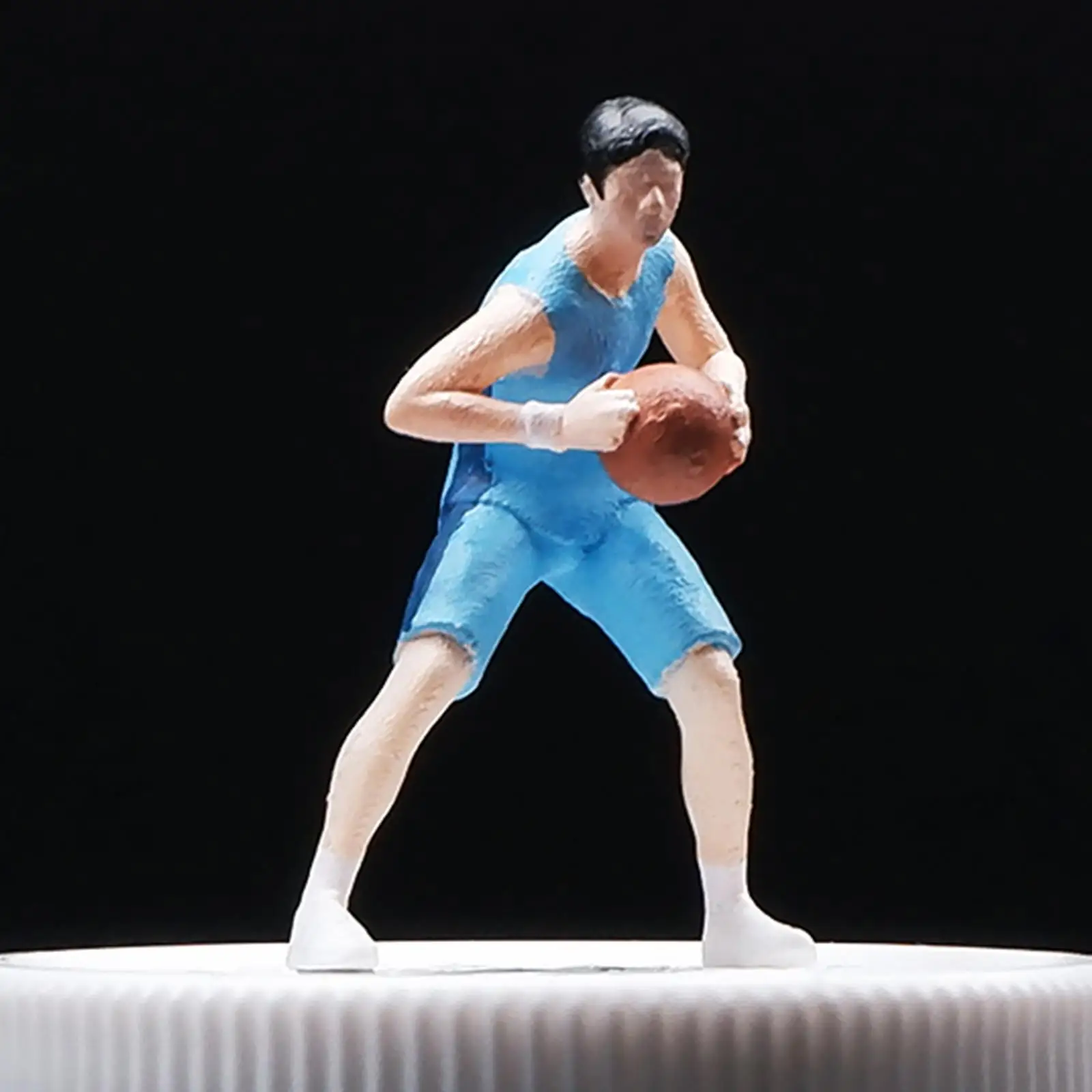 1/64 People Figures Tiny People Model Mini People Figurines Basketball Boy Figures for DIY Scene