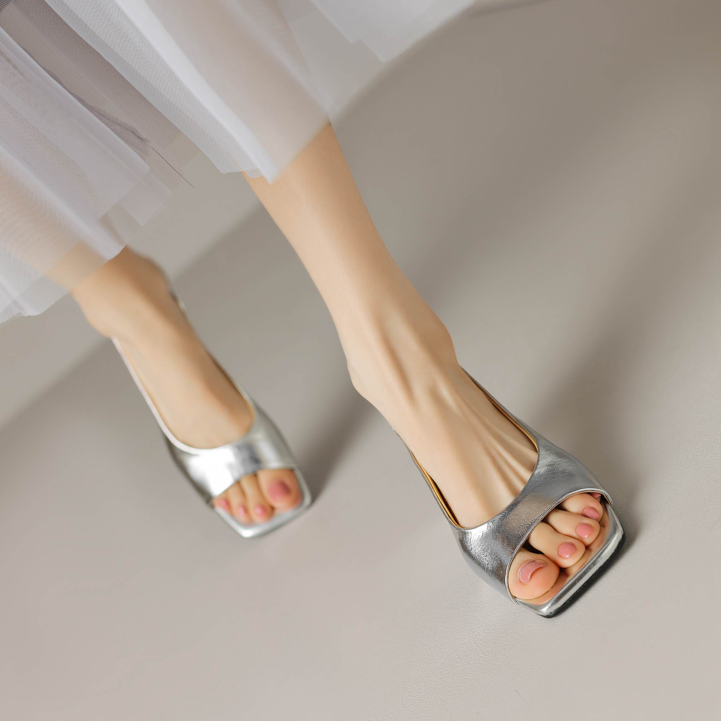 Krazing Pot Cow Leather Slip On Slingback Silver Color Peep Toe Summer Shoes Preppy Style Gorgeous Thin High Heels Sandals Women