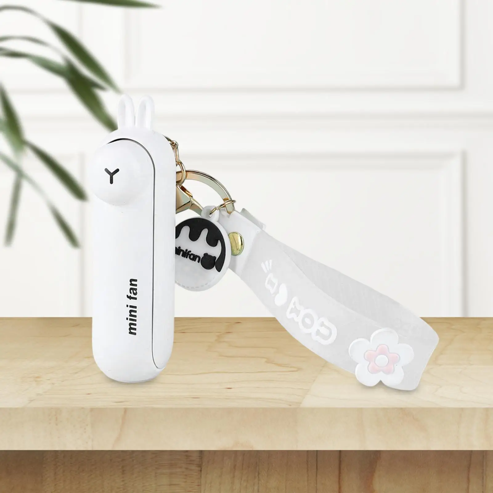 Keychain Fan Mini Fan USB Rechargeable with 3 Speeds Cooling Fan Folding Personal Fan for Office Indoor Outdoor