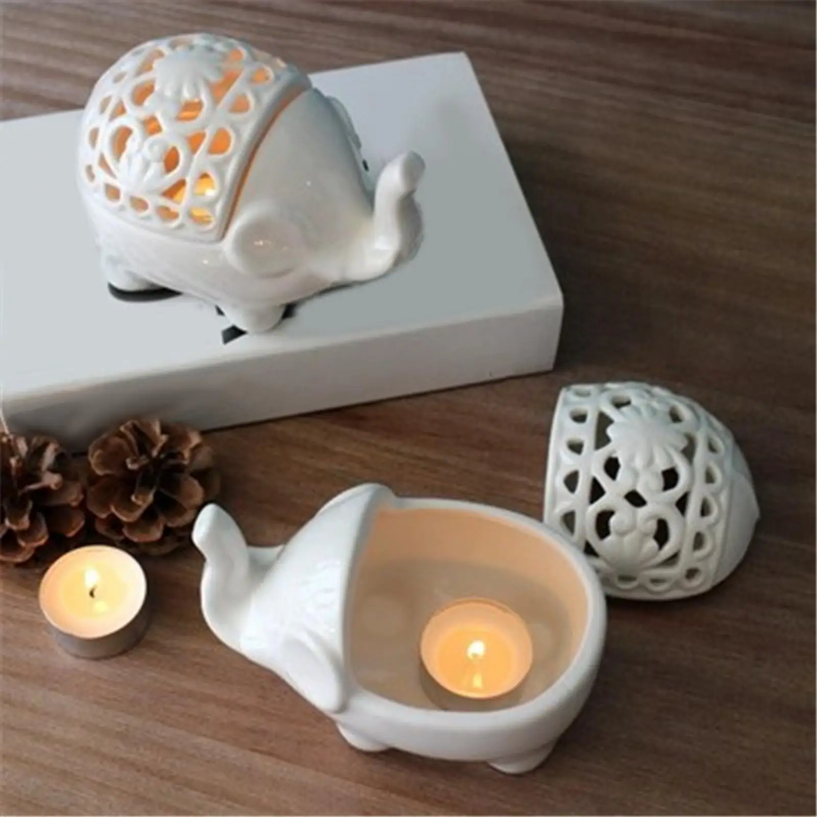 Candle Holder Ornament Hollow Candle Holder Tealight Holder Candlestick for Living Room Yoga Bookcase Shelf Decor