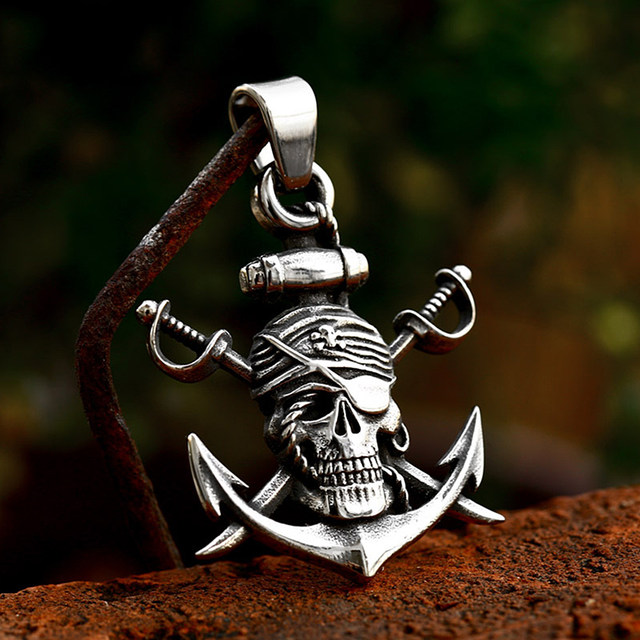 Silver Color Pirate outlet Skull Necklace