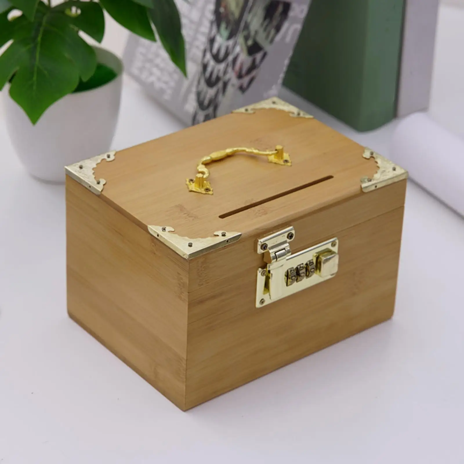 Vintage Wooden Piggy Bank with Lock Decorative Coin Box Jewelry Box Free Standing Retro Treasure Chest for Card Coin Home Decor