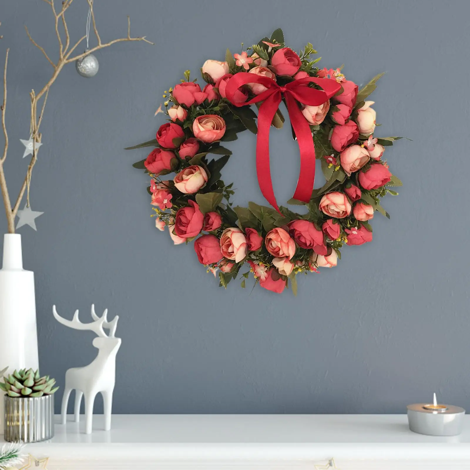 Artificial Flowers Wreaths Hanging with Green Leaves Seasonal Floral Garland Rose Wreath for Porch Ceremony Backdrop 30cm Decor