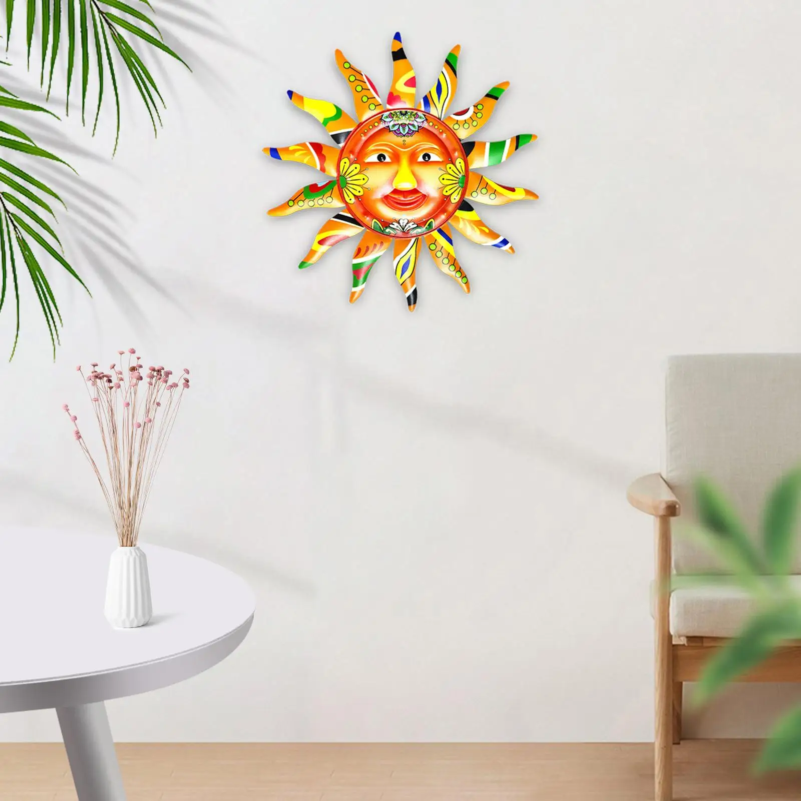 Metal Sun Wall Decor Hanging Artistic Wall Sculpture for Home Fence Bedroom