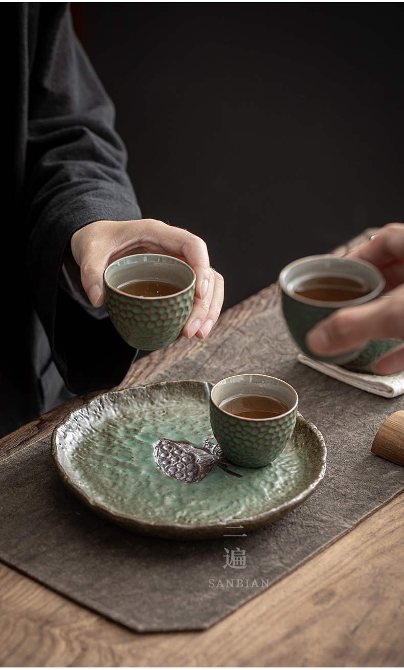 Lotus Seedpod Pot Tray_11.jpg