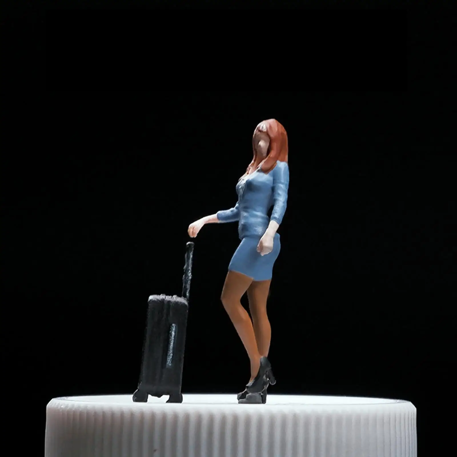 1:64 Scale Girl Figures with Suitcase Architectural Props Girl People Figurine Miniature Girls Model for Train Layout Sand Table