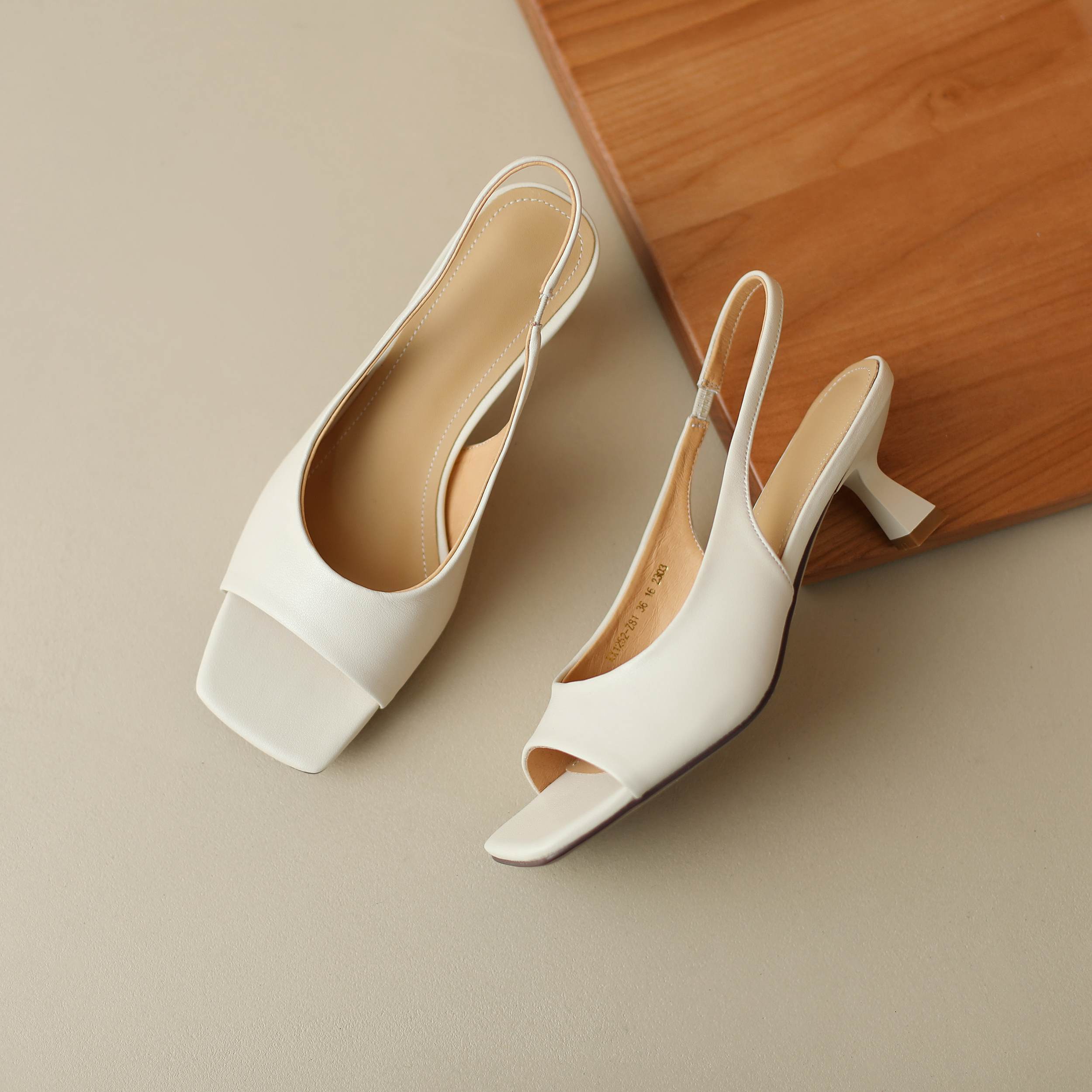 Krazing Pot Cow Leather Slip On Slingback Silver Color Peep Toe Summer Shoes Preppy Style Gorgeous Thin High Heels Sandals Women