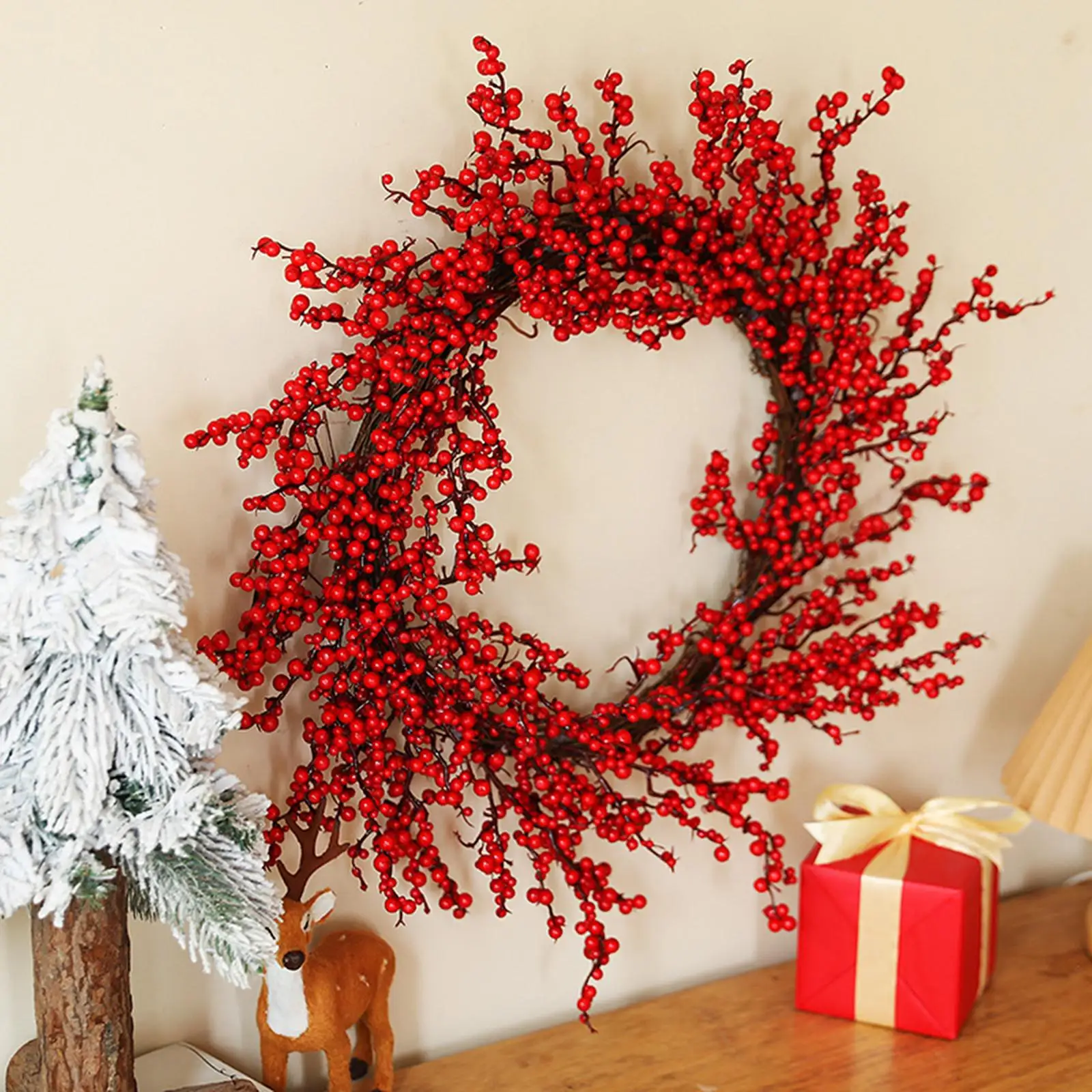Christmas Wreath Decorated with Red Berries Artificial Wreath Xmas Decor Hanging Ornament for Holiday House Wall Wedding Party