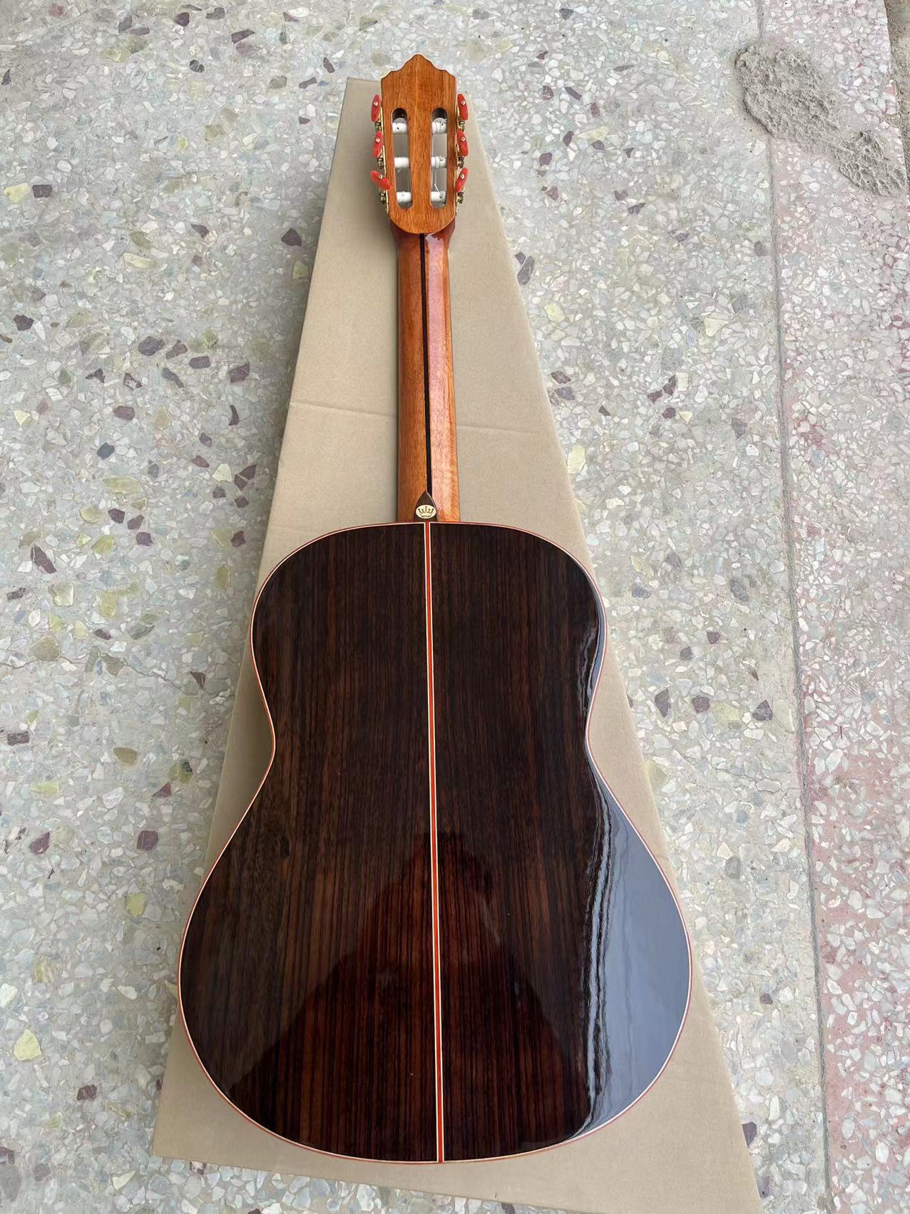 Title 5, 36 inch Classical guitar with Nylon string 580m...