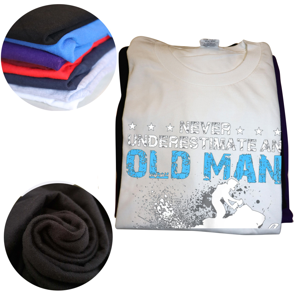 Unterschätze niemals einen alten Mann mit einem Schneemobil-Ski-T-Shirts, grafisches Baumwoll-Kurzarm-T-Shirt für Geburtstagsgeschenke im Sommerstil – Detail 4