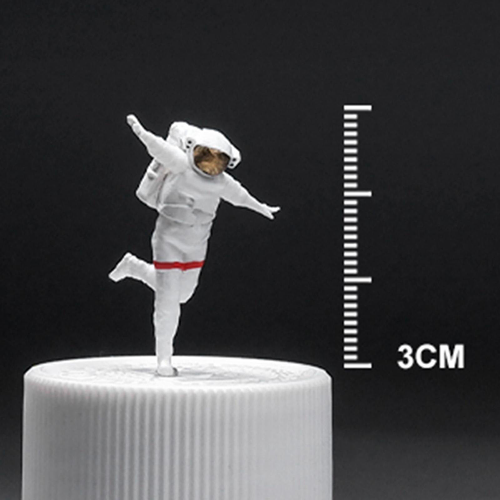 1/64 Figure Spaceman Astronaut Micro Landscape Desktop Ornament Fairy Garden Miniature Scenes Layout Accessory Dioramas S Scale