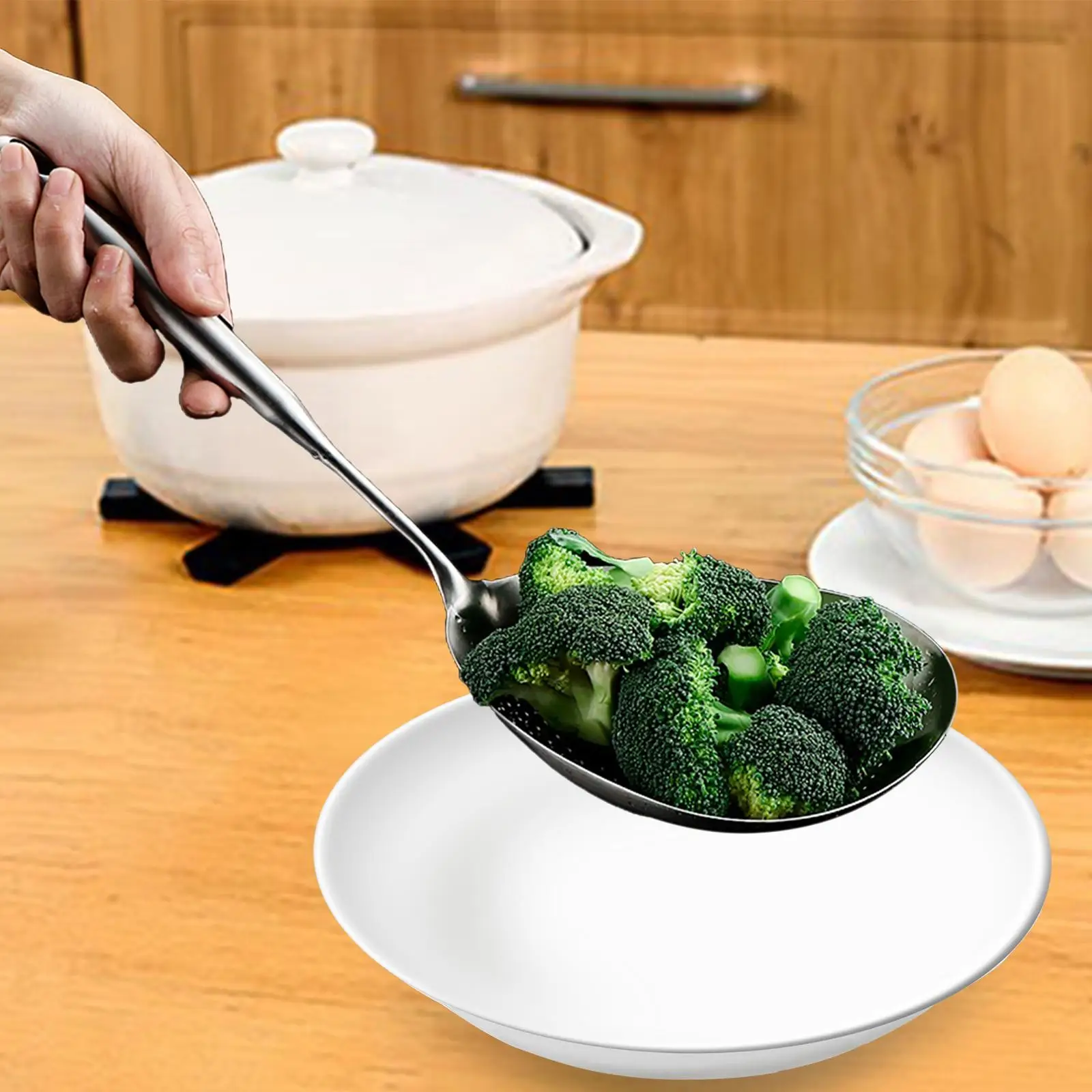Professional Skimmer Slotted Spoon Durable Food Strainer Ladle Cooking Colander Spoon for Scooping Draining Noodles Pasta Frying