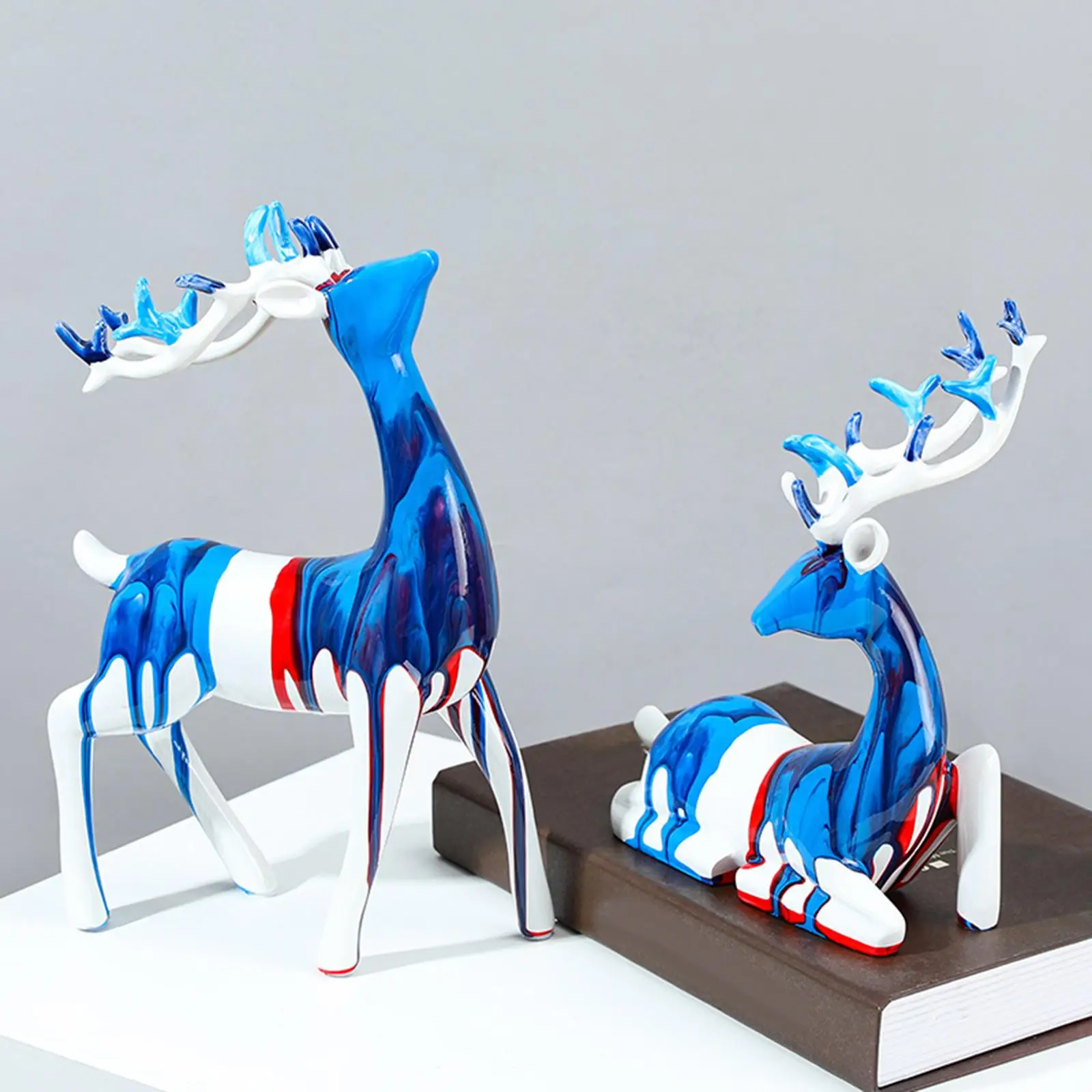 2x European Style Reindeer Figurine Sitting Standing Deer Statues Accents for Home Living Room Cabinet Mantle Desk Decoration