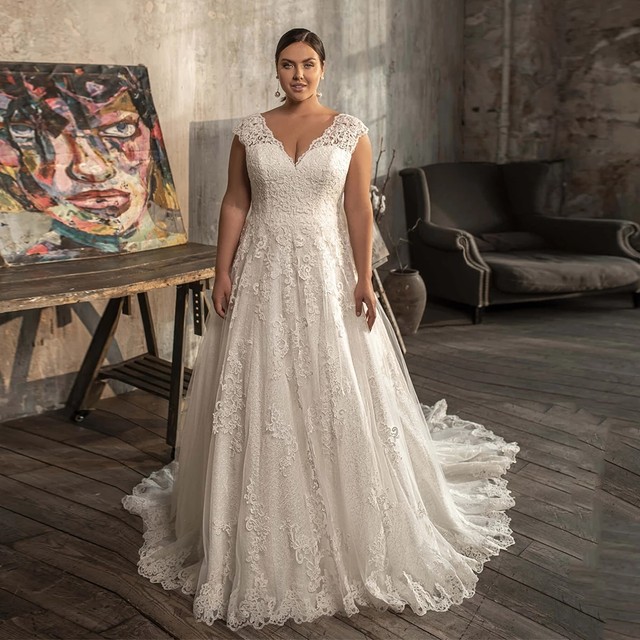 Plus size wedding dress 2023 short front long back lace and satin bride  dress bridal gown