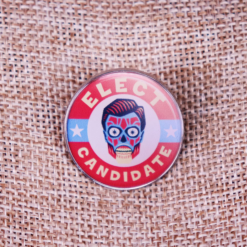 Wählen Sie Candidate They Live 1988, Obey-Film, Monster, Emaille-Anstecknadel, Brosche, Rucksack, Dekoration, Schmuck – Detail 3